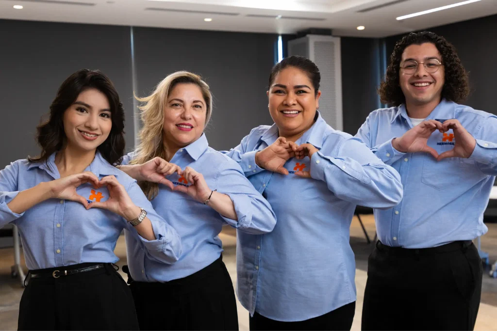 4 women posing happily to be part of Grupo Hermosillo